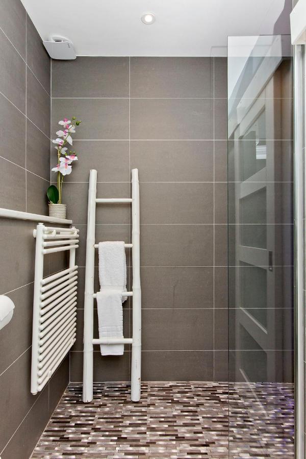 Ultra Modern, West End Village, Refurbished 1 Bed EDI Kültér fotó