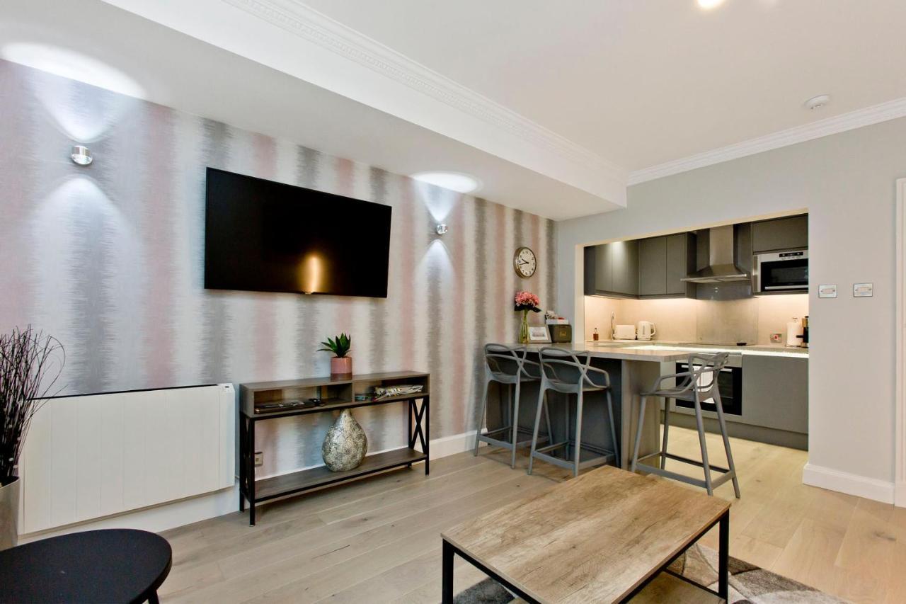 Ultra Modern, West End Village, Refurbished 1 Bed EDI Kültér fotó